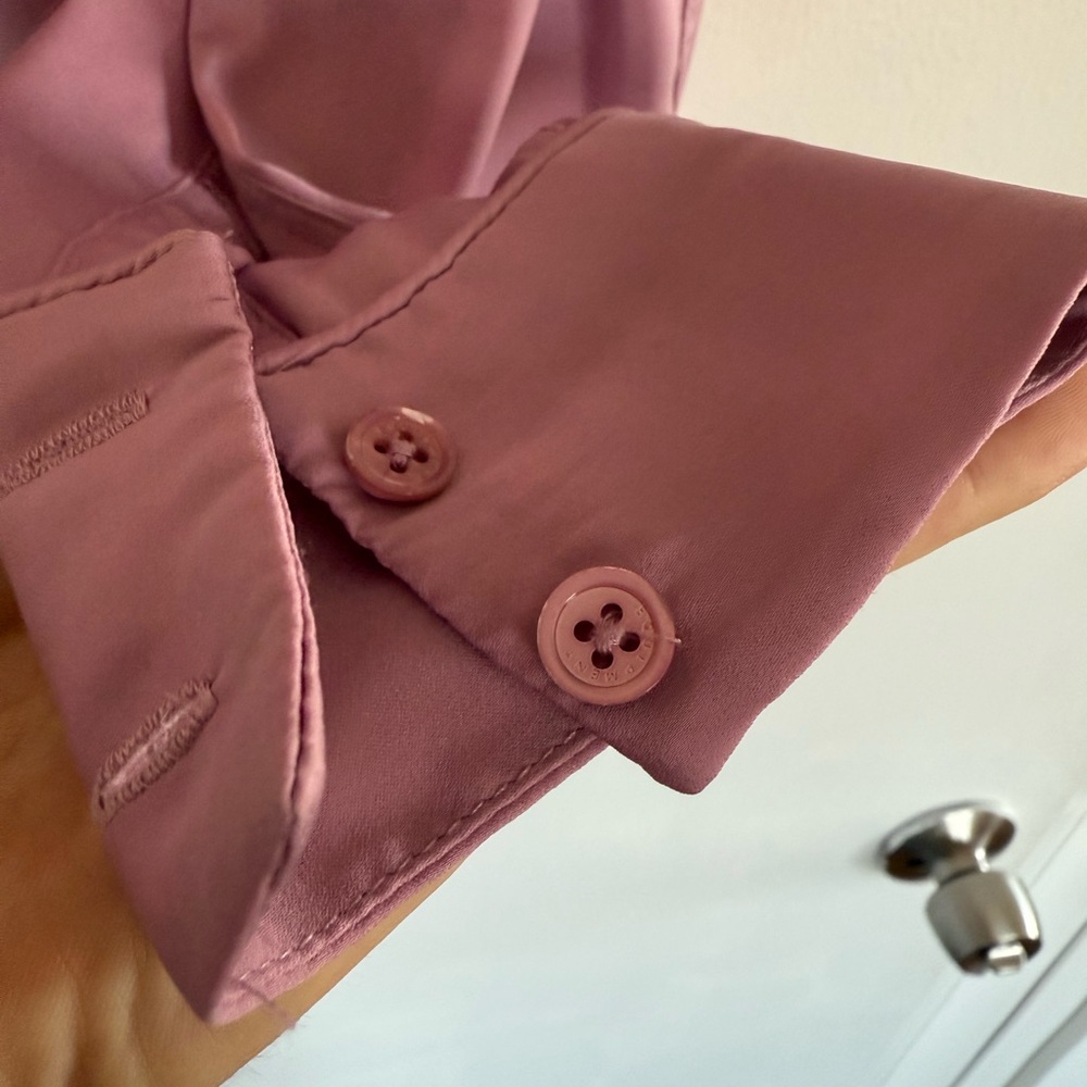 Equipment Lilac/Pink Silk Button-Up Blouse - Picture 4 of 6